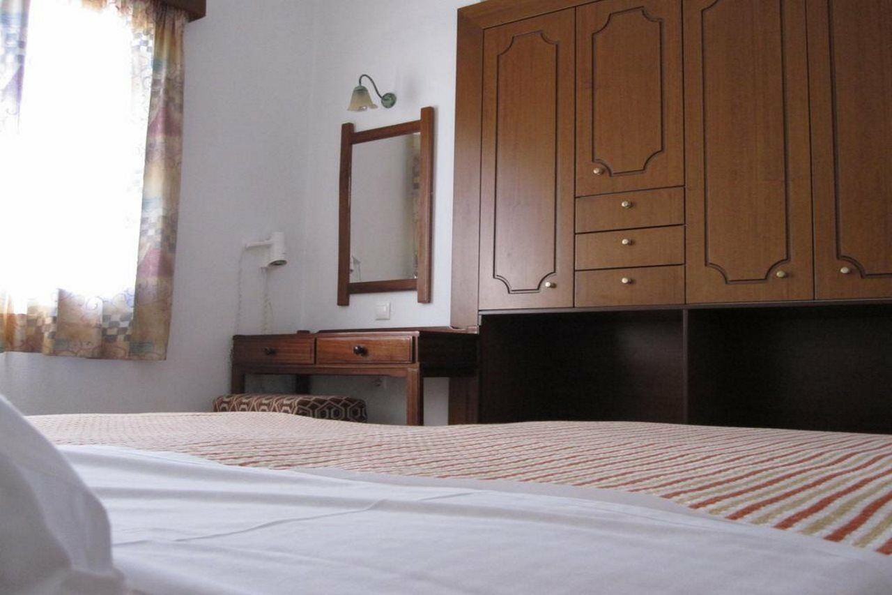 הרסוניסוס Amazones Villas Apartments מראה חיצוני תמונה